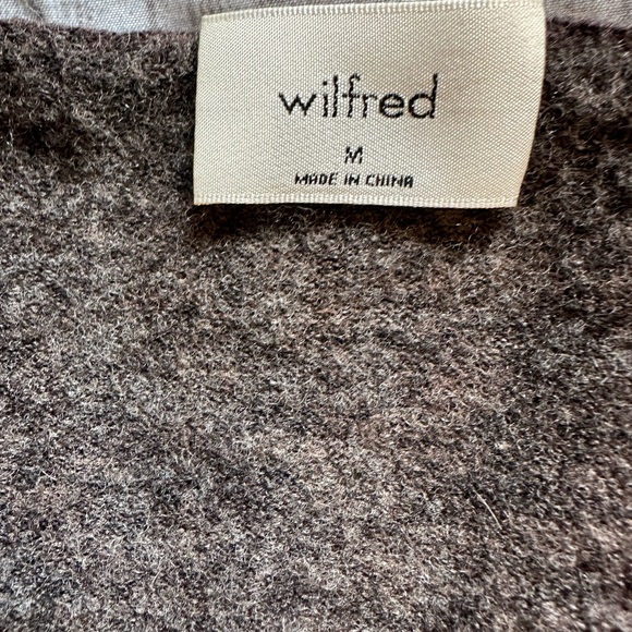 Aritzia cardigan - Picture 2 of 3